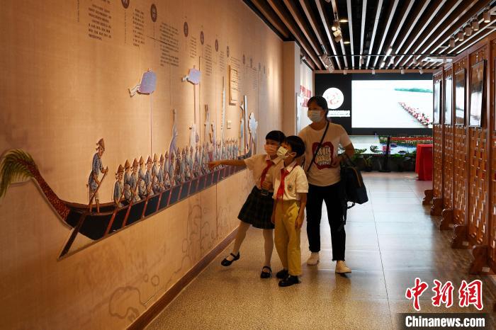 口罩戴前要甩一甩？染色口罩不安全？关于口罩的那些事儿……